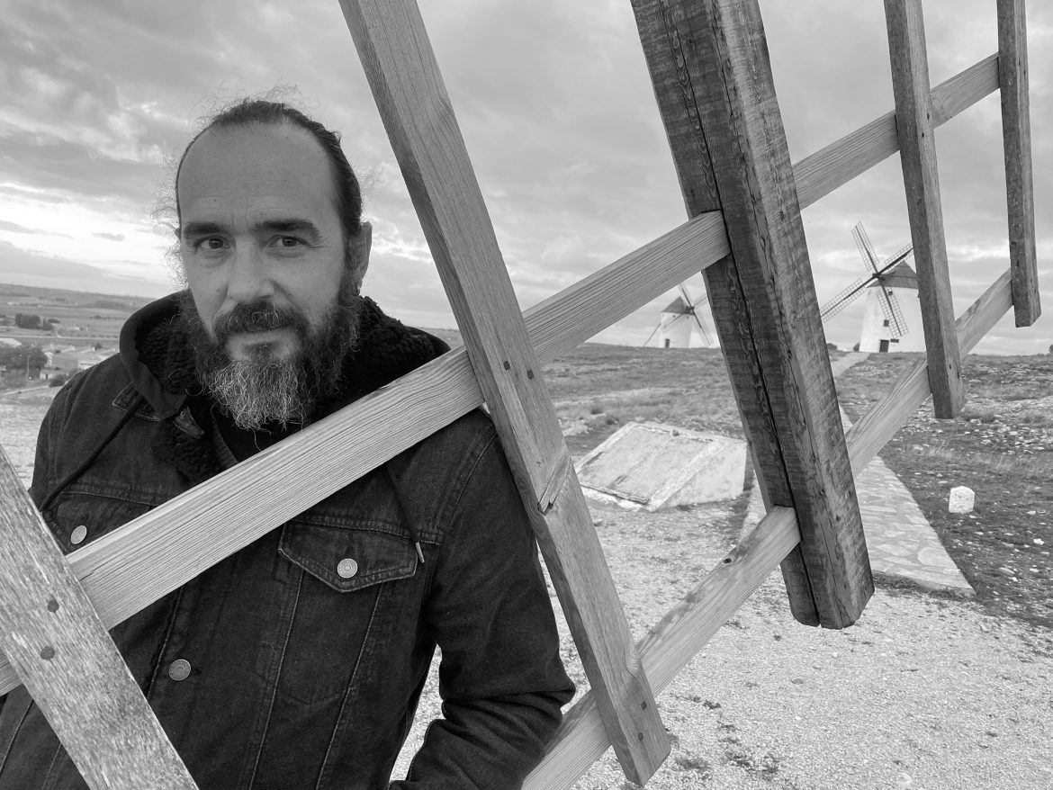 Austión Tirado, un escultor en tierra de molinos Austion Tirado entrevista Creatividad Activa